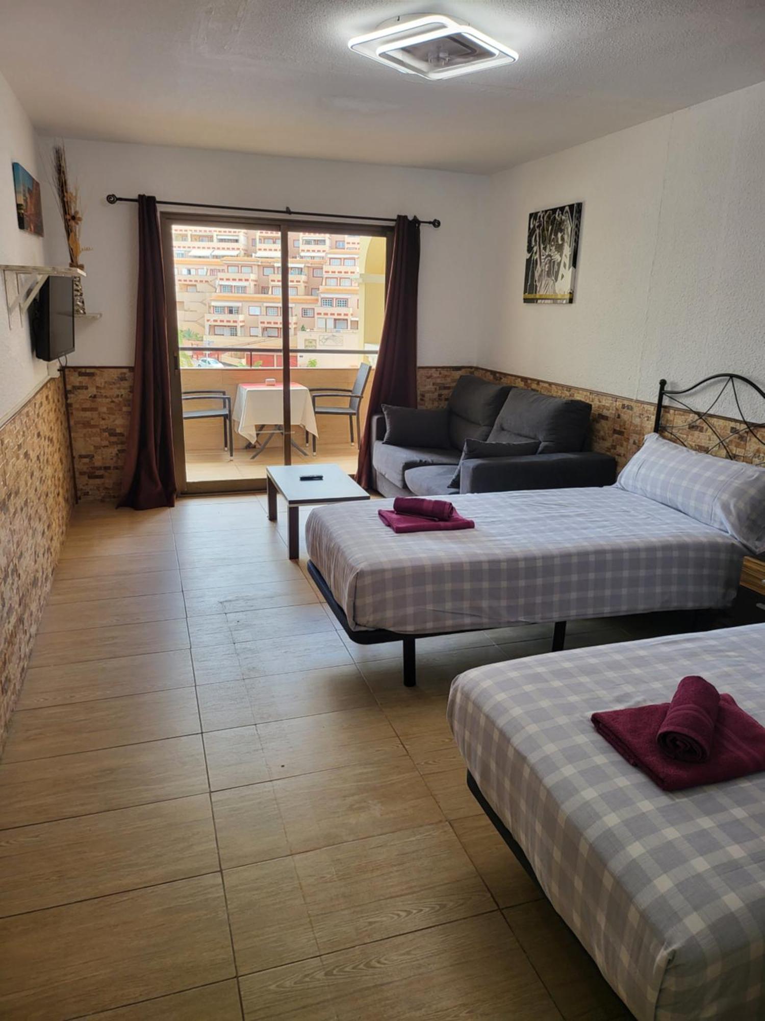 Tropic Apartments En Castle Harbour Los Cristianos  Exterior foto